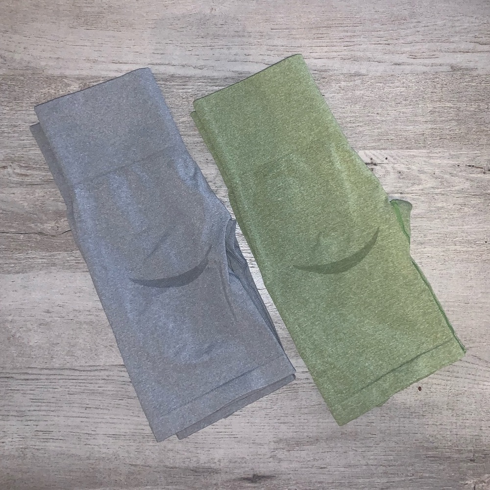 2 WORKOUT SHORTS WITH BOOTY CONTOUR